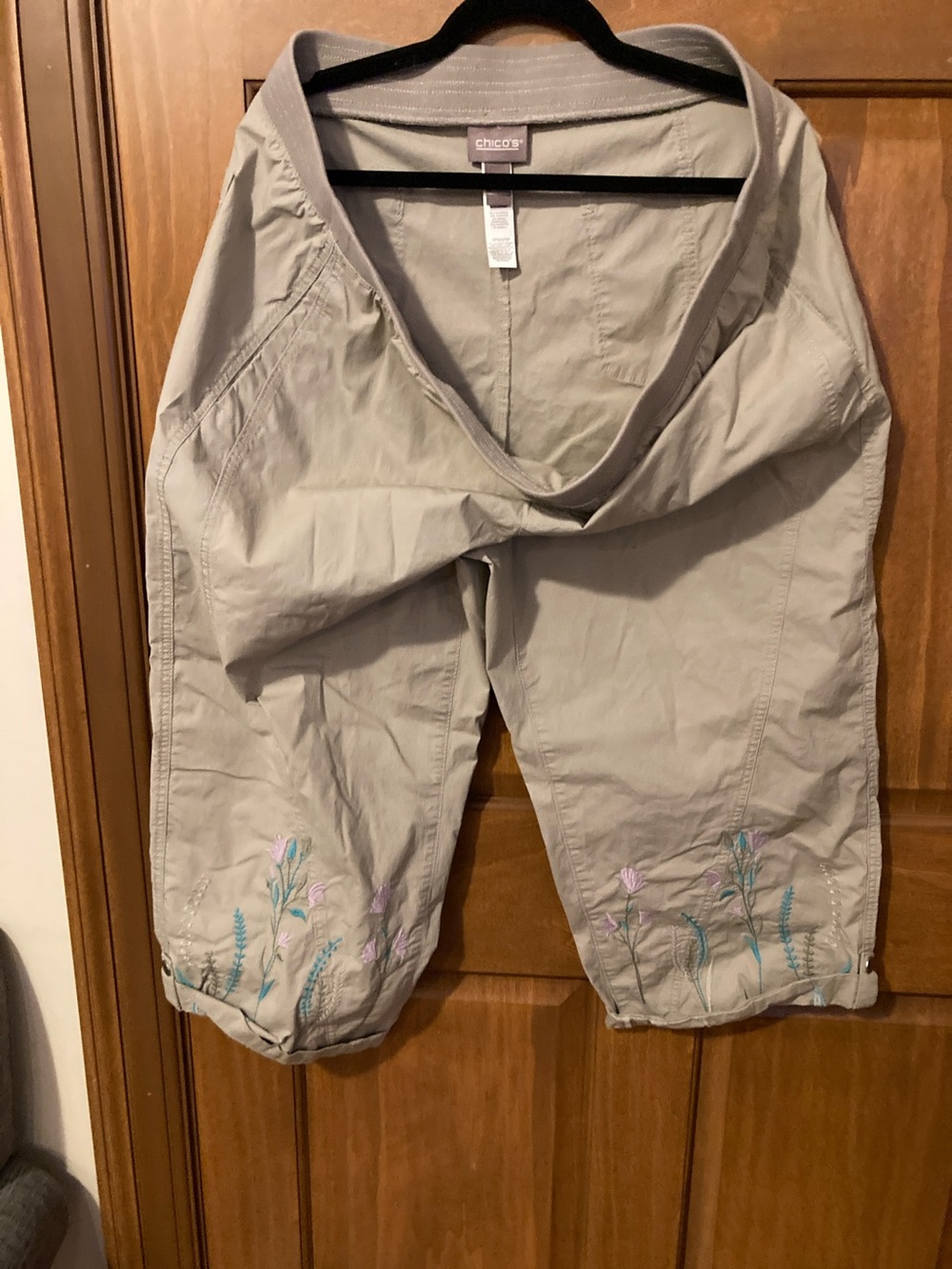 Chico's Light Taupe Embroidered Capri Shorts